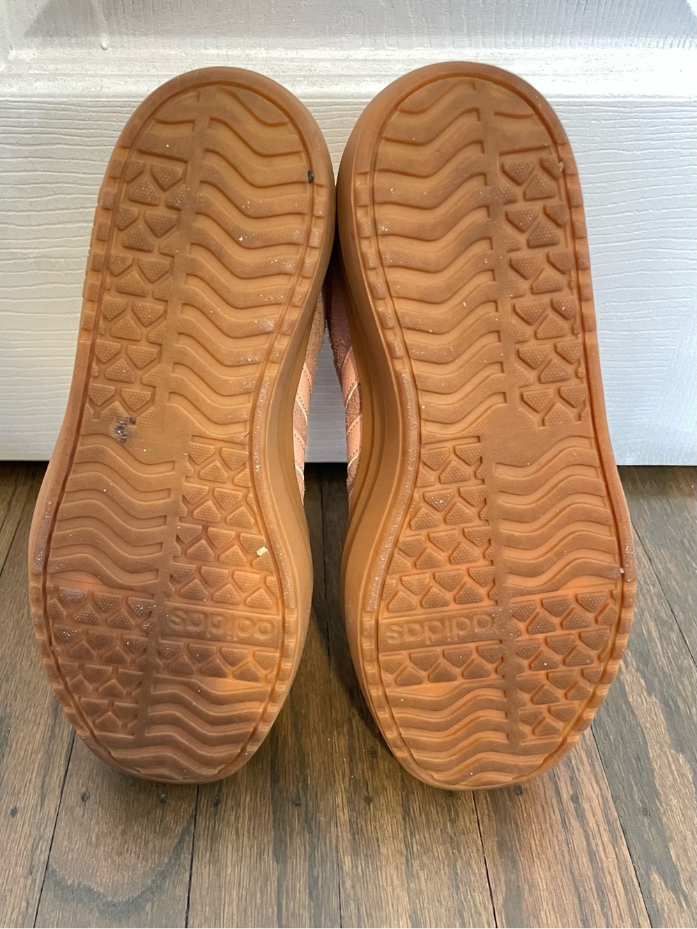 Adidas Platform Sneakers, pink suede cream stripes, women’s size 5 - Picture 4 of 6